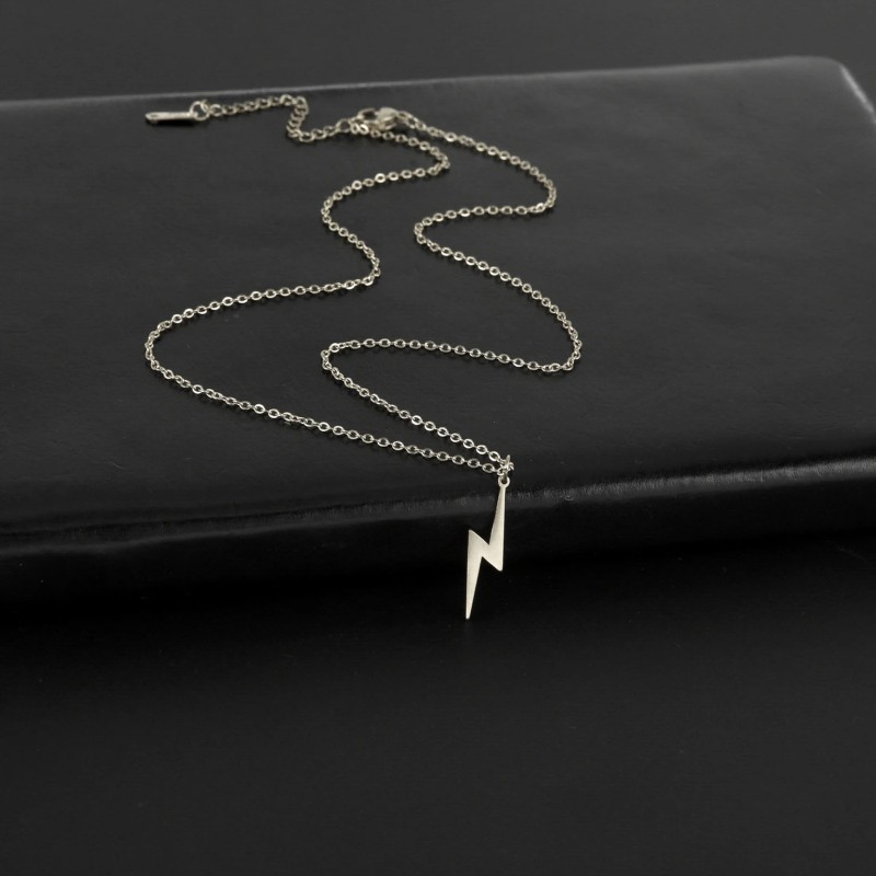 Naszyjnik stalowy srebrny - piorun [BM009]