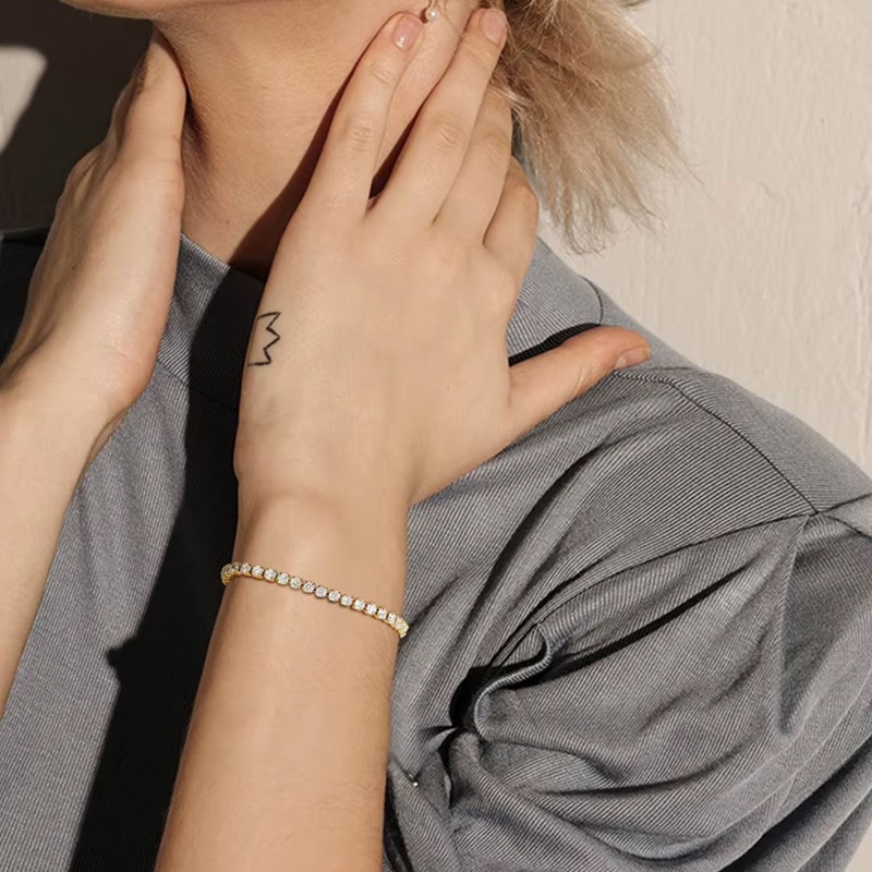 Bransoletka stalowa z cyrkoniami, regulowana [BD011]