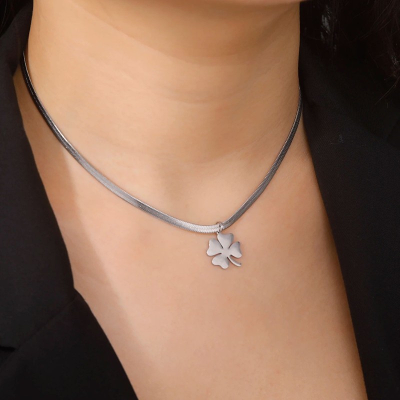 Naszyjnik stalowy srebrny - koniczynka [BM027]